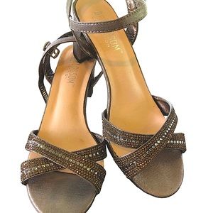 De Blossom Dress Sandals, Size 6.5, Color Pewter
